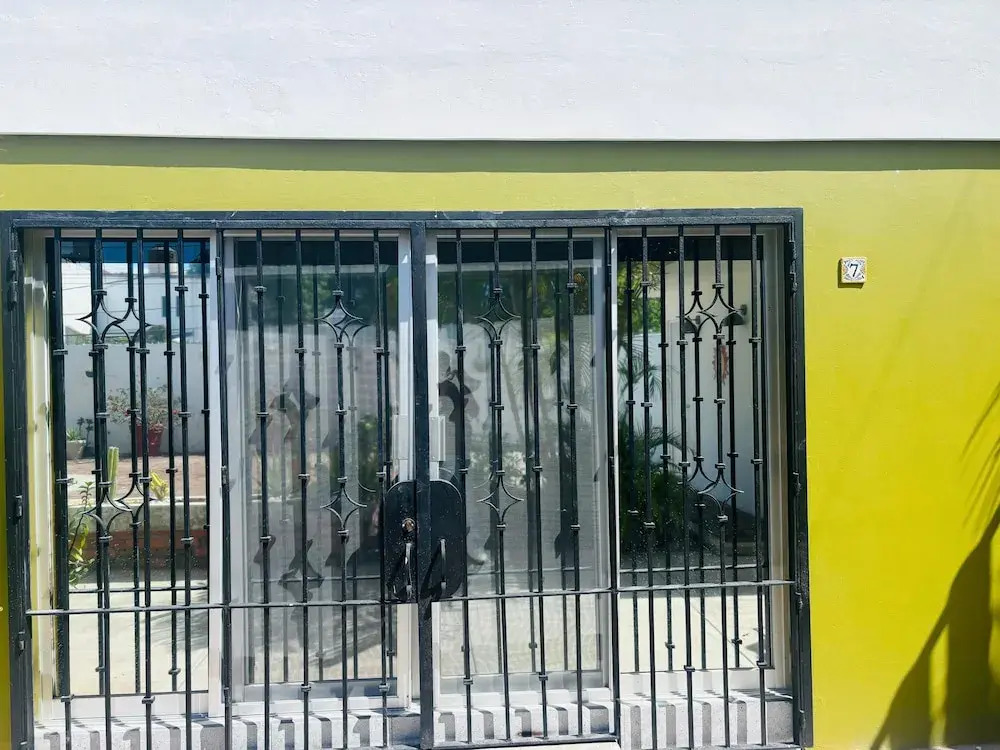 Meson del Capitan Apartments