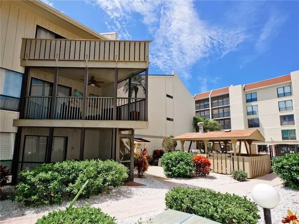 Bay Oaks D22 - Two Bedroom Condo