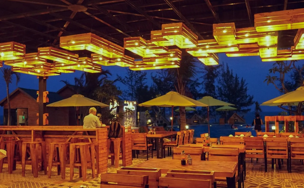 Long Hải Channel Beach Resort
