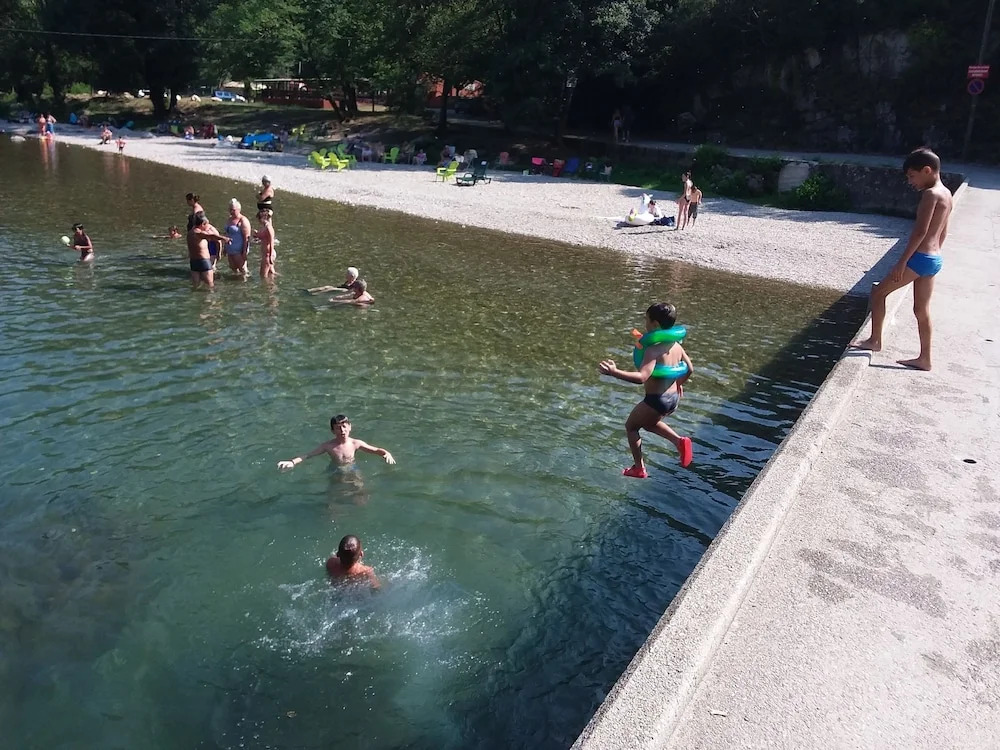 Camping La Berge Fleurie - Aquatique Vacances