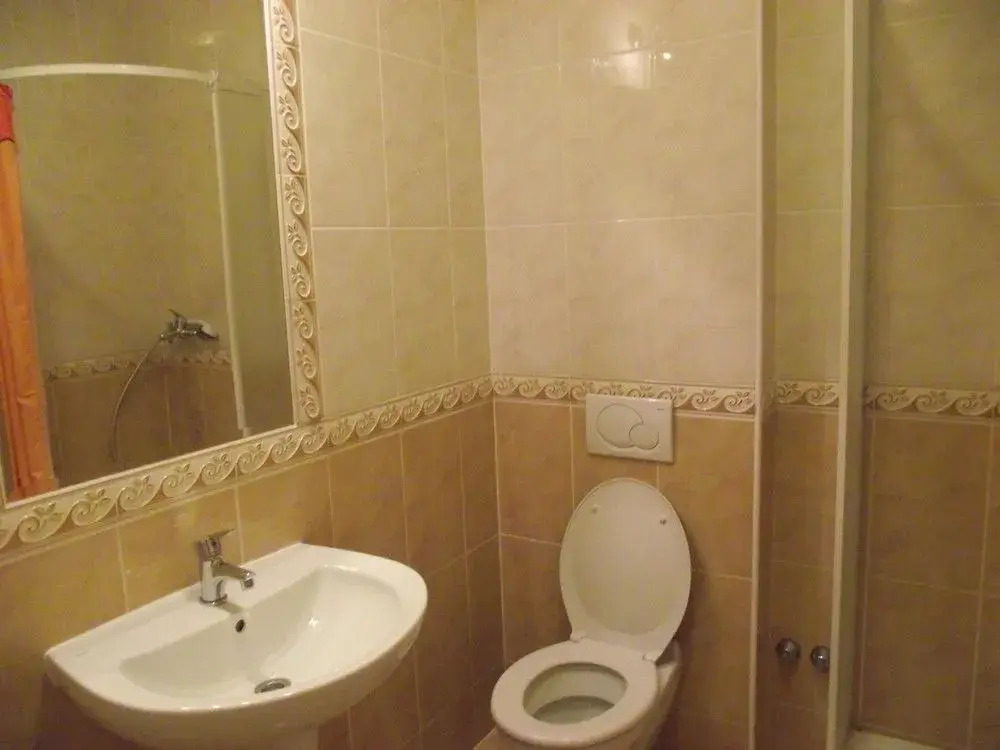 Pater Apartments