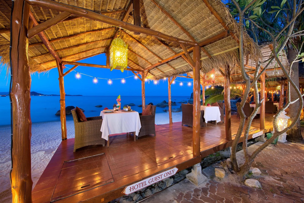 Crystal Bay Yacht Club Beach Resort