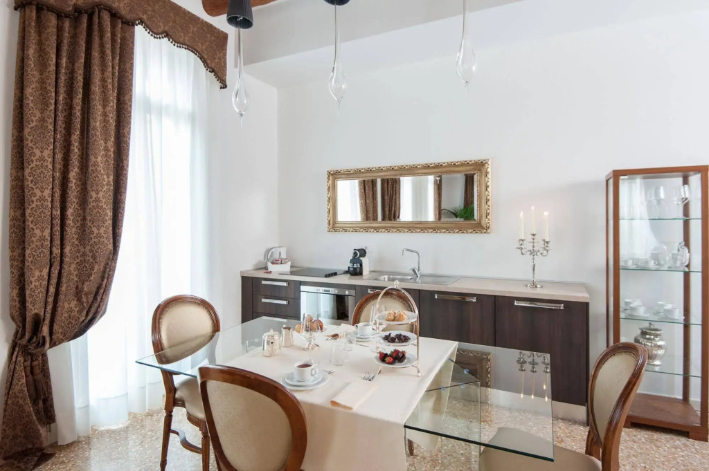 San Teodoro Palace - Luxury Apartments