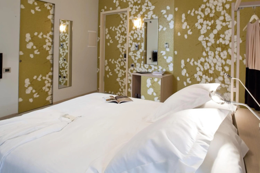 Nu Hotel