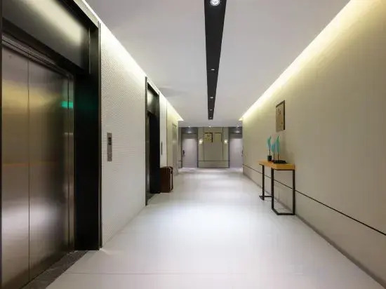 Homeinn Selected Hotel (Baoji Administrative Avenue Zhong Hospital East Area)