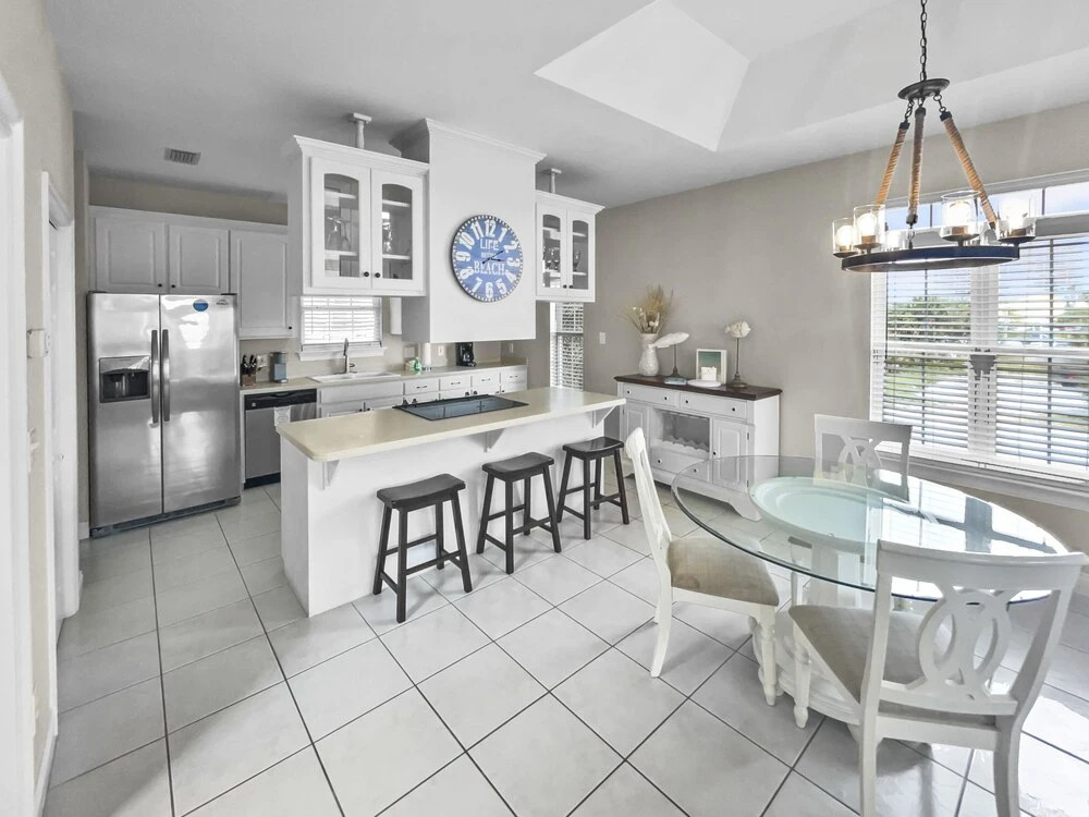 Paradise By The Pier 2 Bedroom Home by RedAwning