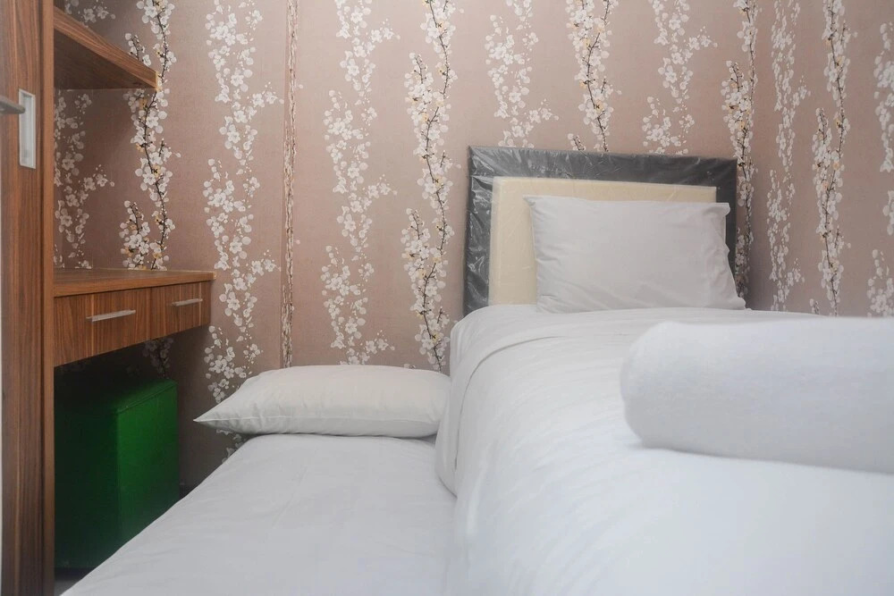 Elegant And Well Designed 2Br At Green Pramuka City Apartment