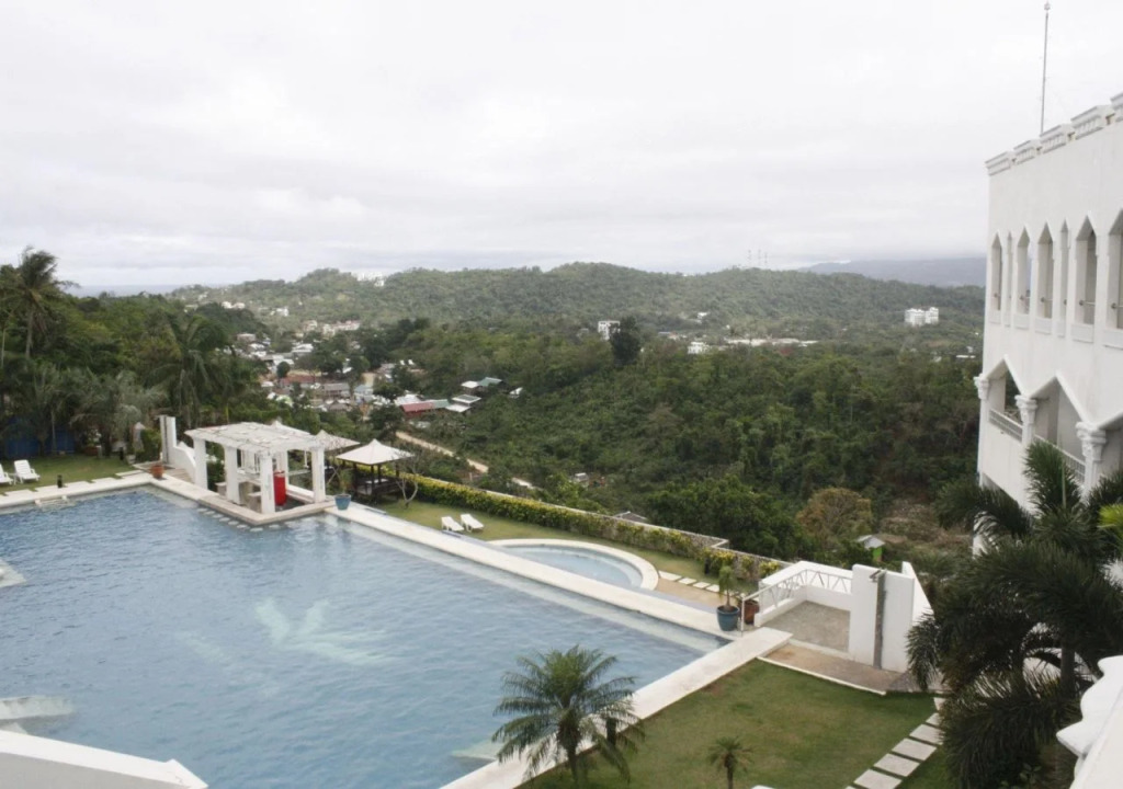 Grand Vista Resort & Spa