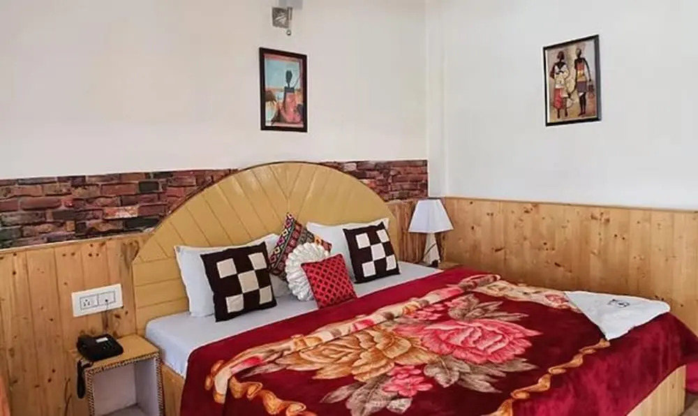 Fabhotel Mahavir