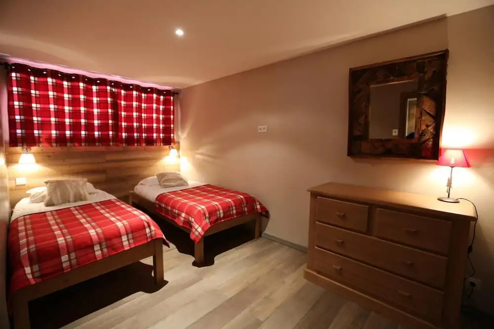 LES Chalets D'adrien N°6 : 4 Pièces 8 Personnes / 4 Rooms 8 People
