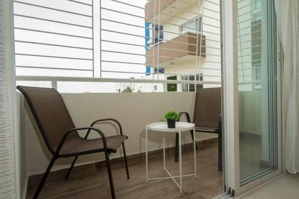 A Home in the middle of the City/ 2Bedroom / Family Ambient