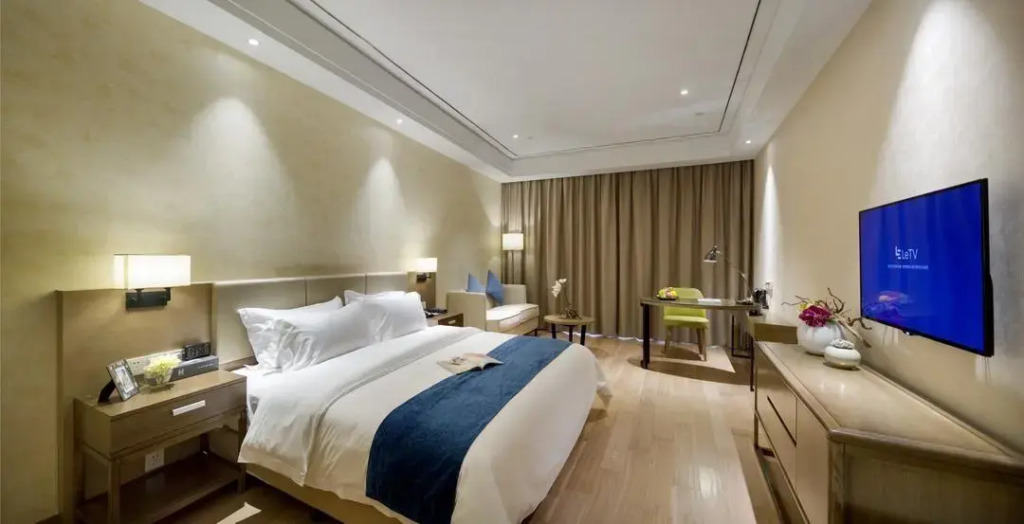 Heyuan Holiday Hotel
