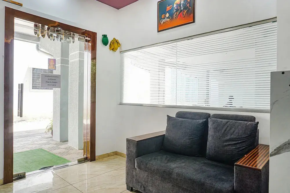 FabHotel Krishna Executive