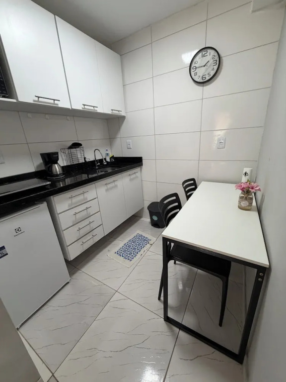 Casa Laranja com Split e Wi-Fi 700 MB