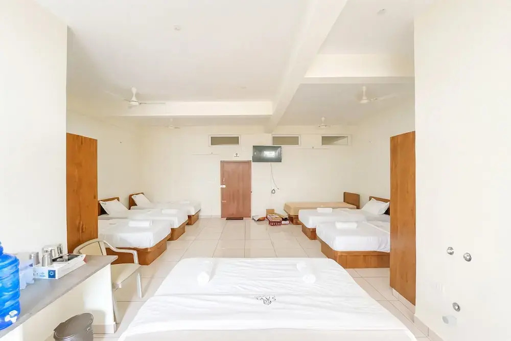 Savi Service Apartments