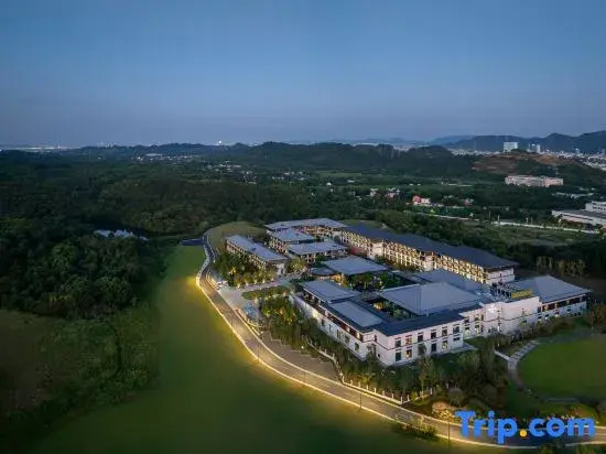 Renaissance Hangzhou Linan Hotel