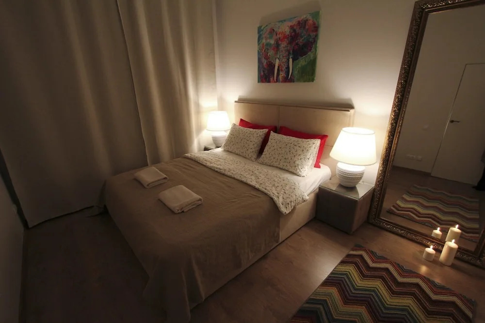 CoHome Apartment near Church of the Savior on Blood