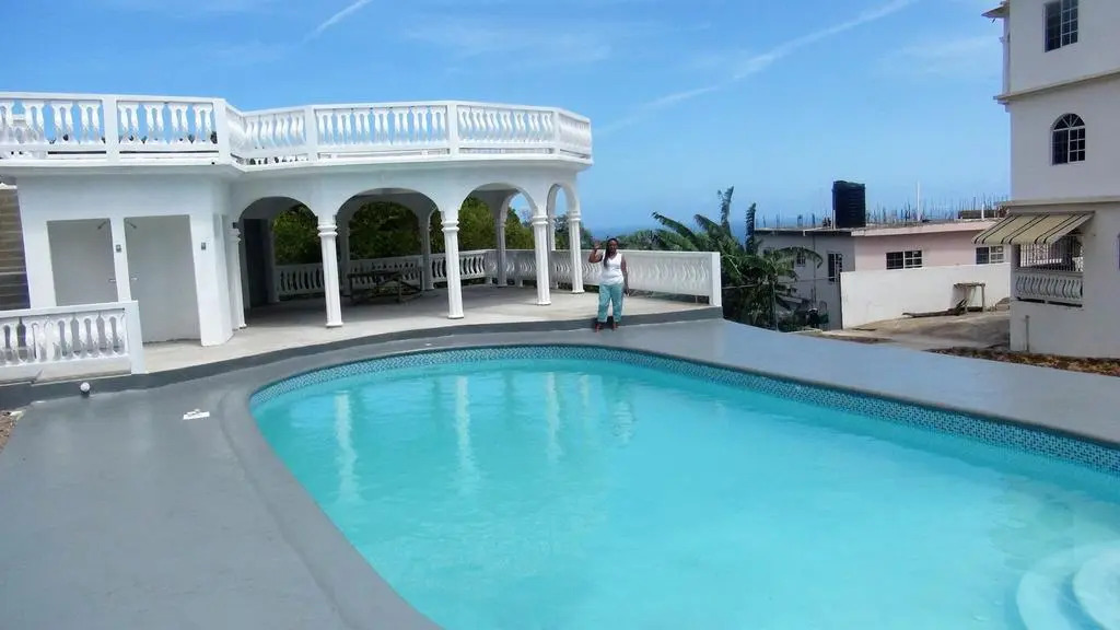 Duncans Villa