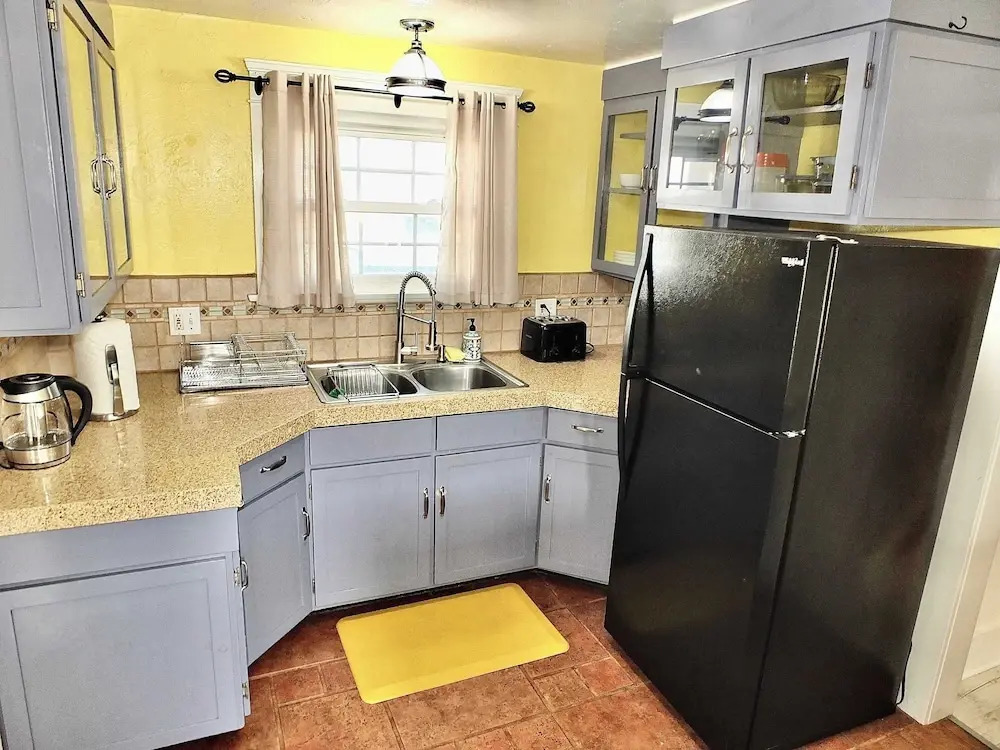 Eastside Garden Hideaway  For 4, Perfect Location for World Cup Attendees!