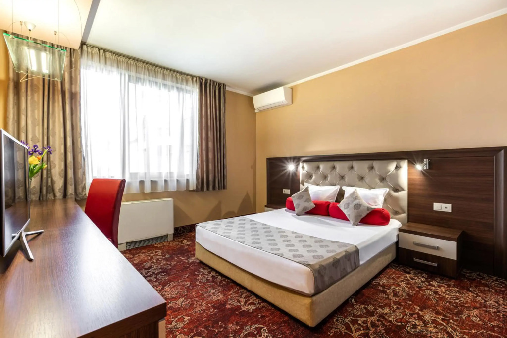 Business Hotel Plovdiv - Central Location
