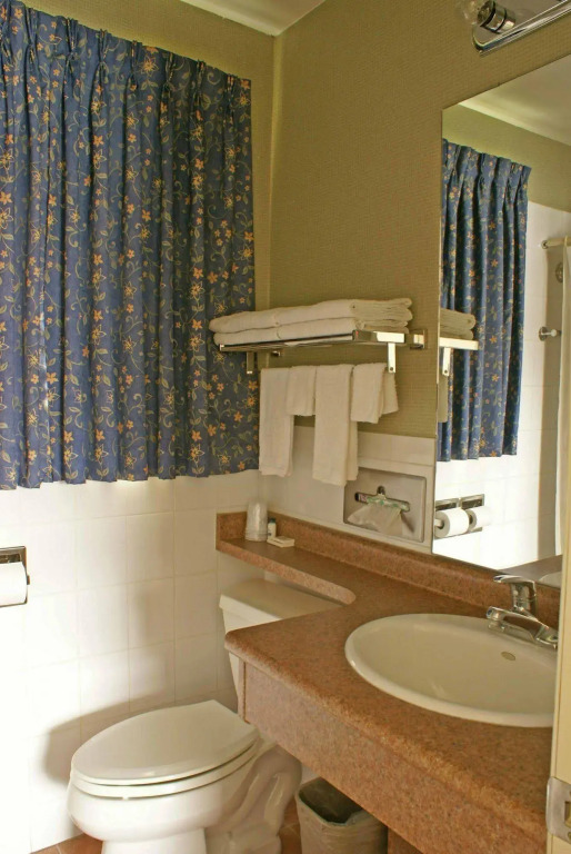 Vaughan Inn