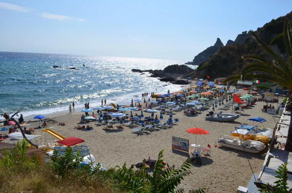 LUZIA AGRIRESORT - Piscina Panoramica e vista Mare a Capo Vaticano