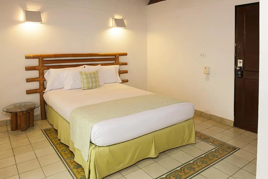Hotel Girardot Resort by On Vacation