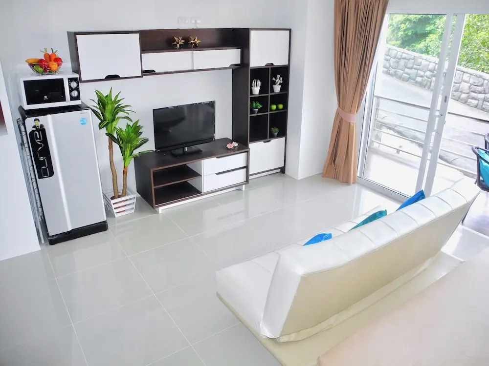 Bayshore Patong Studio