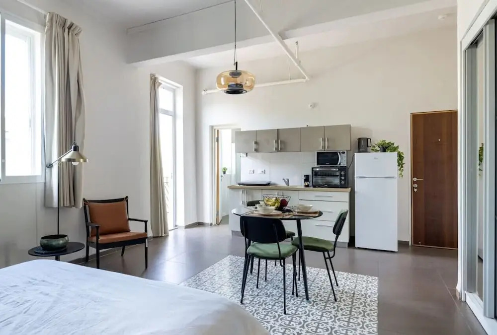 The Printhouse-Boutique Apt by SeaNRent