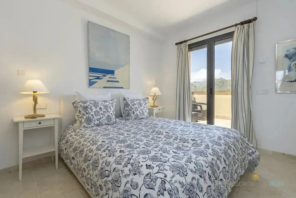 Apartment in Pollensa Near Sandy Beach