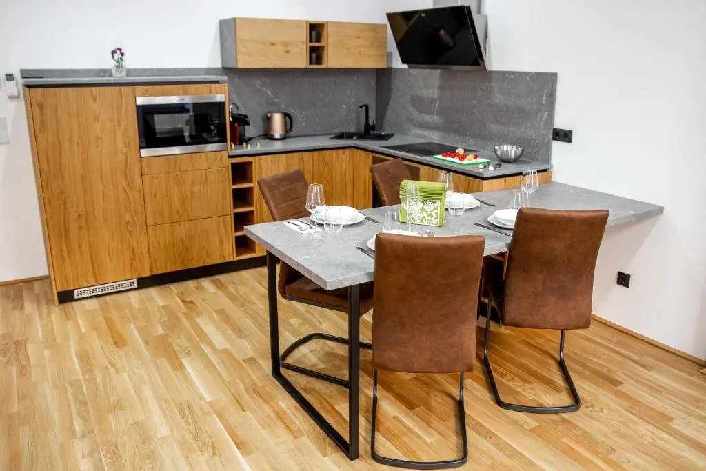 AM-Residence GLG