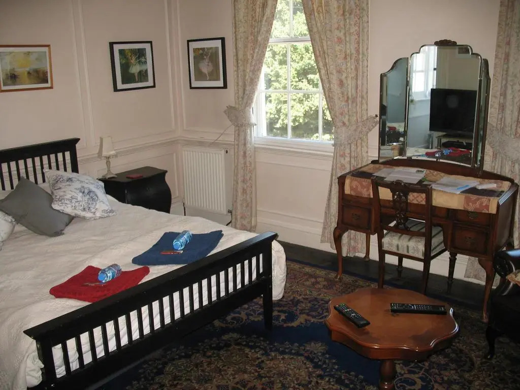 Rothmans B&B