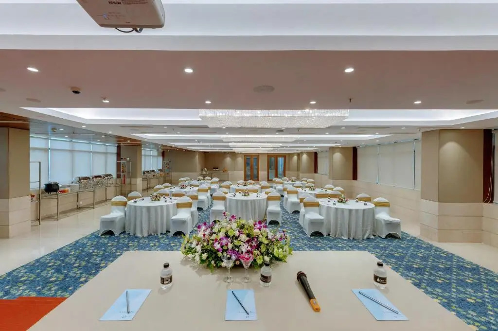 The Fern Residency Navi Mumbai, Turbhe, Series by Marriott