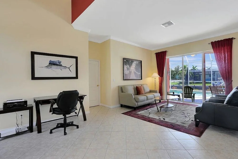 Ivory Ct Home 941