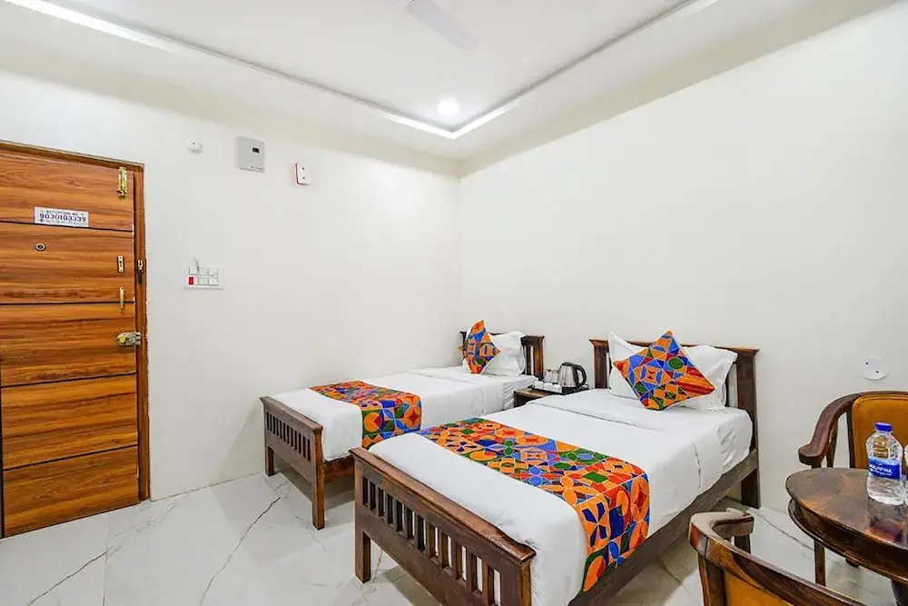 FabHotel SSR Ikon Suites - Nr Hyderabad Central University, Kondapur