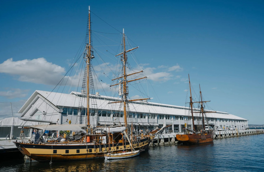 Somerset on The Pier Hobart