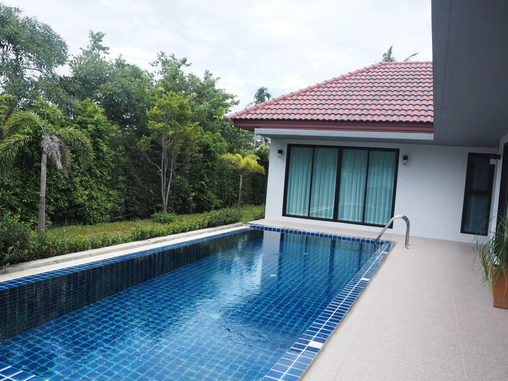 Triple Three Maikhao Villas