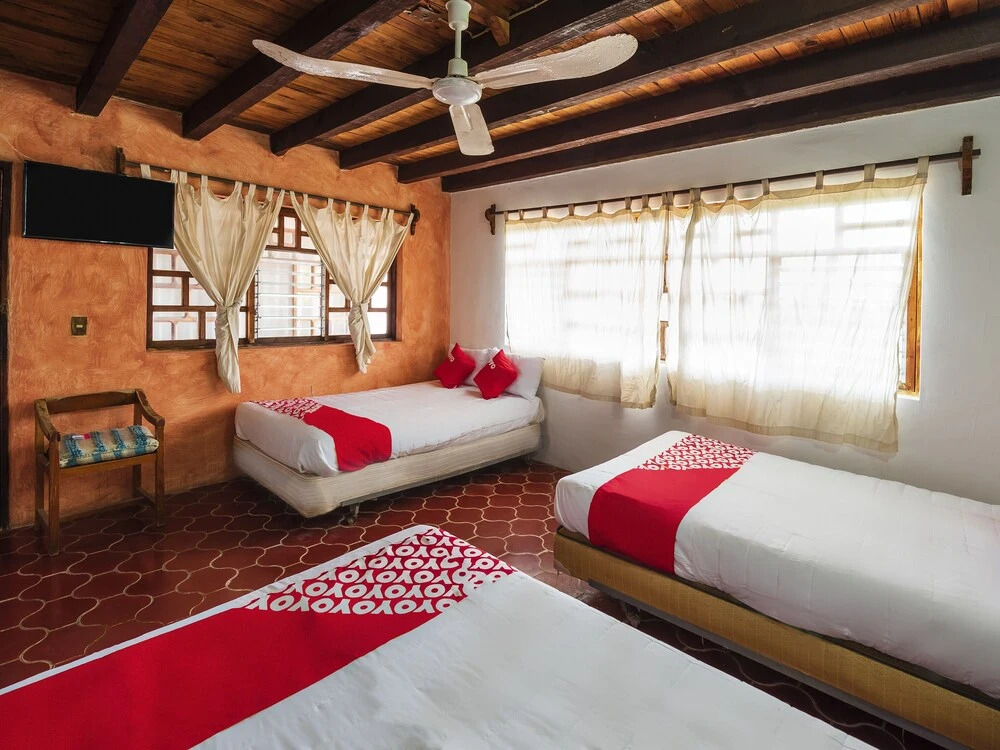 OYO Hotel Sand’s