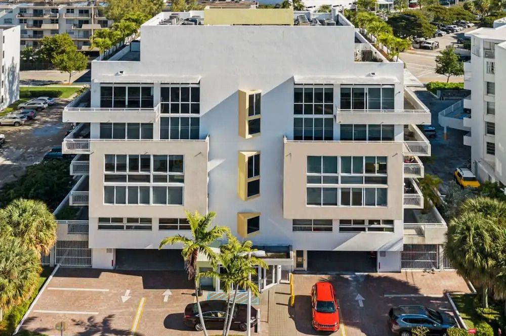 Roami at Sunny Isles