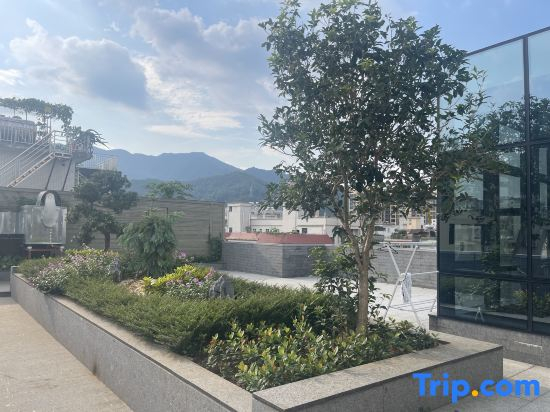 Yunfu Hongxin Boutique Hotel (Wuyue Plaza Branch, Yunfu)