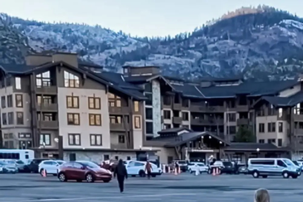 Ski-in/ski-out Condo w/ Views in Olympic Valley