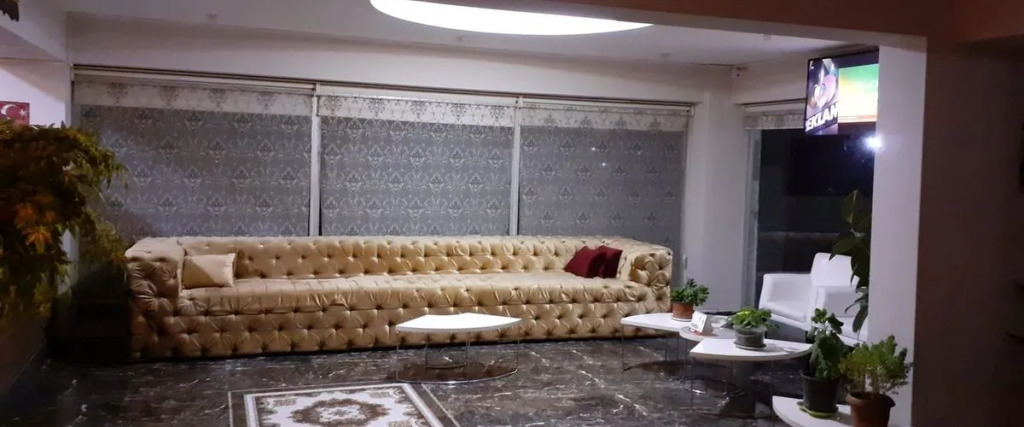 Sivaslı Yalım Garden Park Otel
