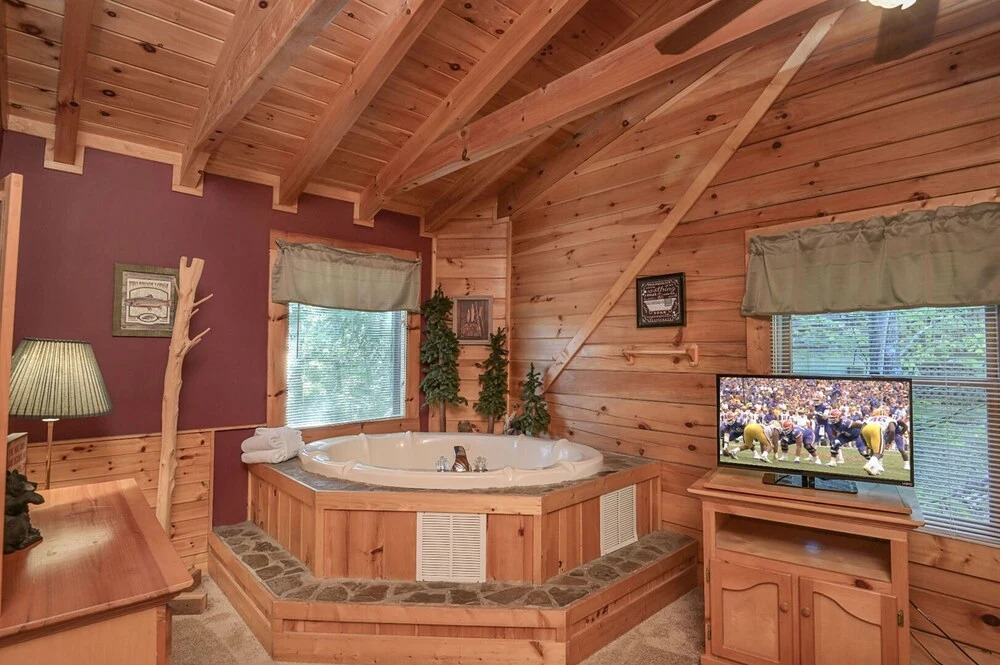 Pirates Cove by Heritage Cabin Rentals