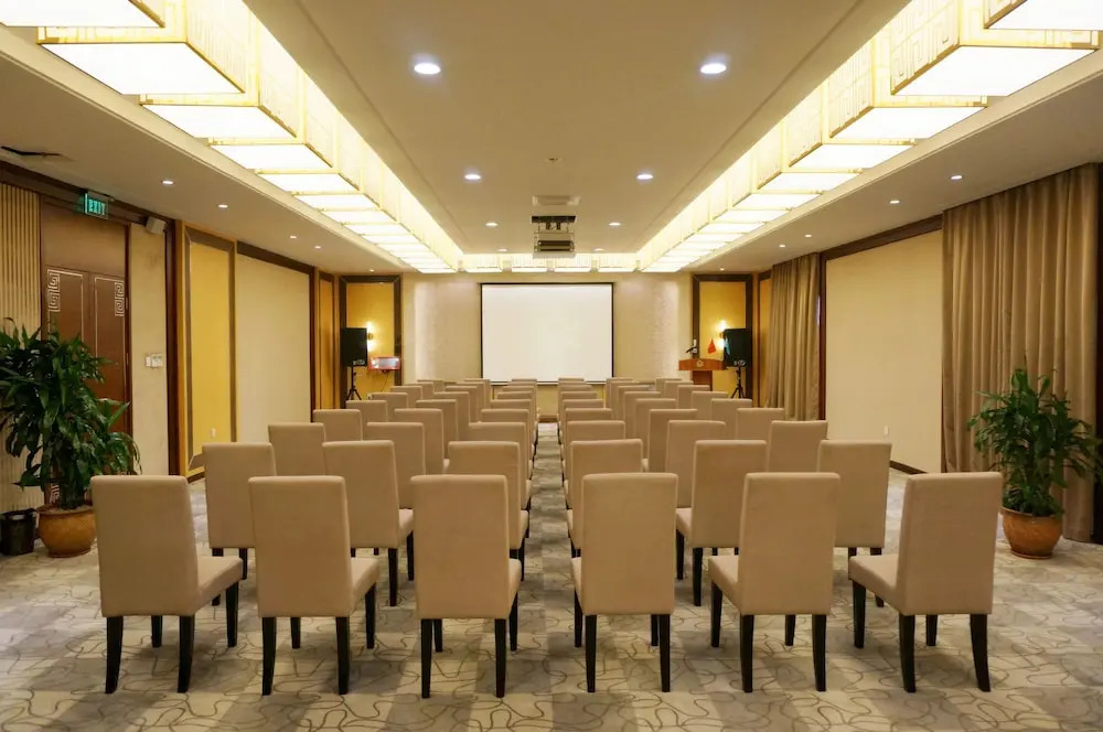 Soluxe Hotel Алматы
