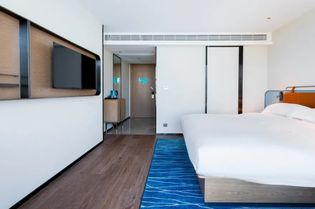 ECHARM HOTEL (WuHan Economic Development Zone Aeon Sports Center Branch)