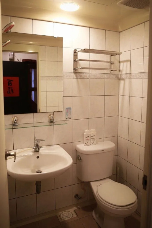 Live Guest House