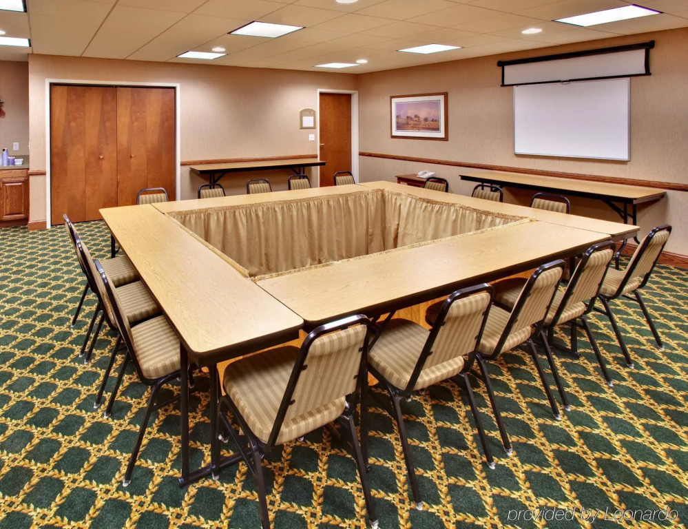 Garner Hotel Brookings by IHG