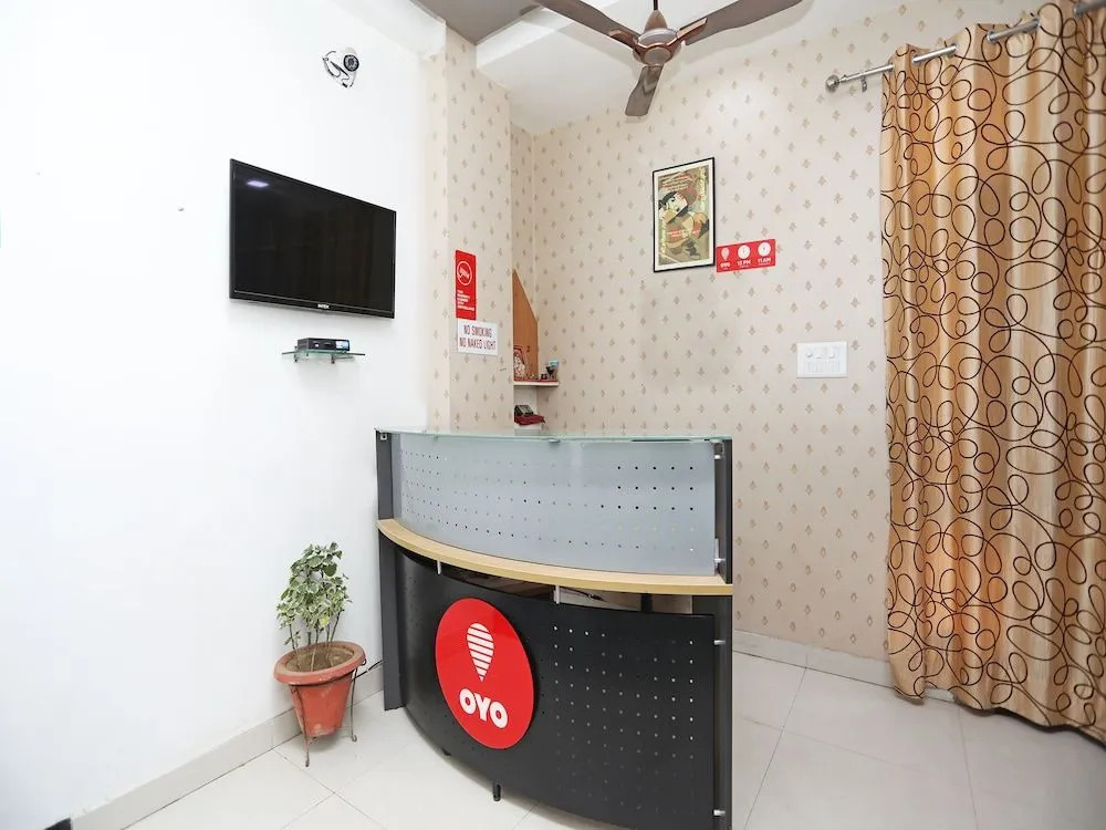 OYO 13493 Hotel Vridhi Inn