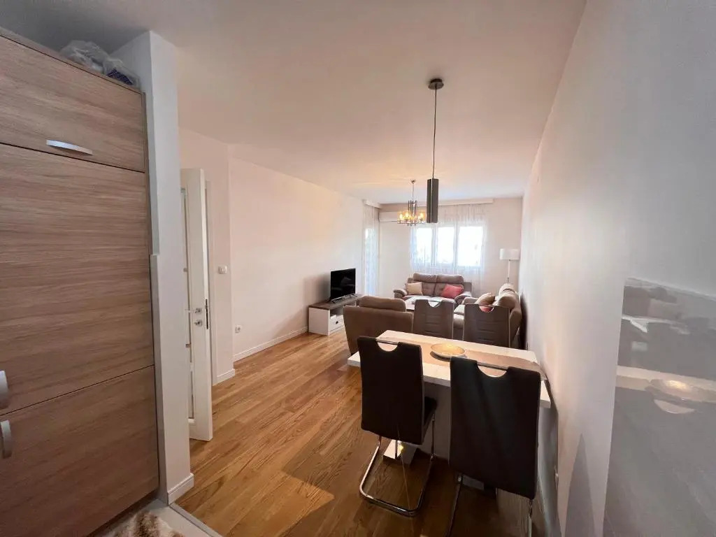 White Home apartment 3