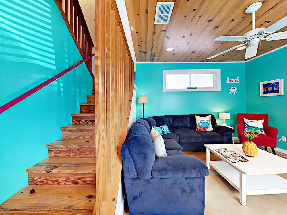23 Royal Palms 3 Bedrooms 3.5 Bathrooms Townhouse